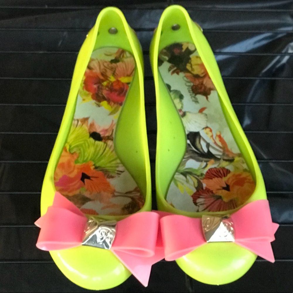Ted Baker London Neon Bow Flat Shoe